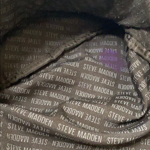 Backpack - Picture 8 of 9